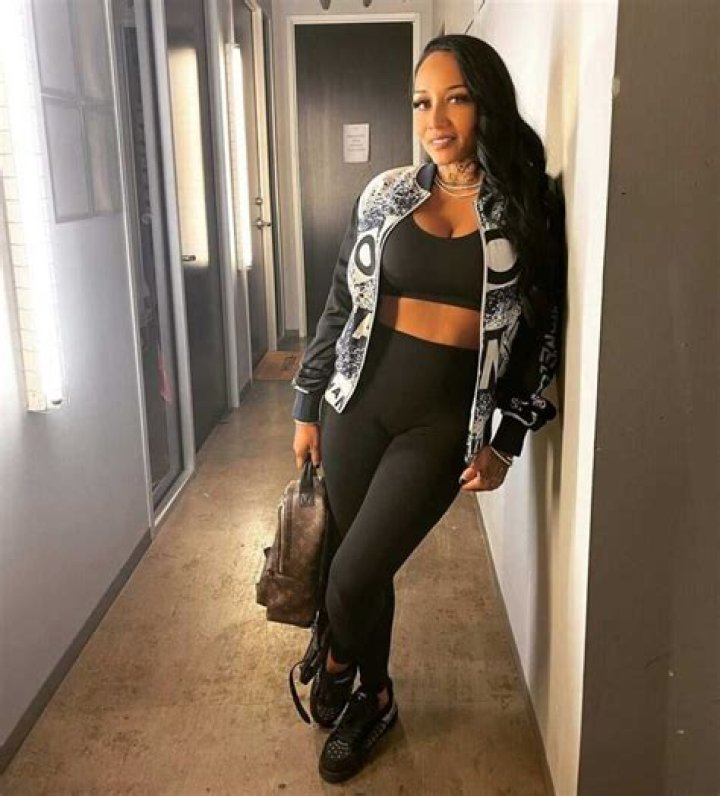 Nia Guzman Biography ·