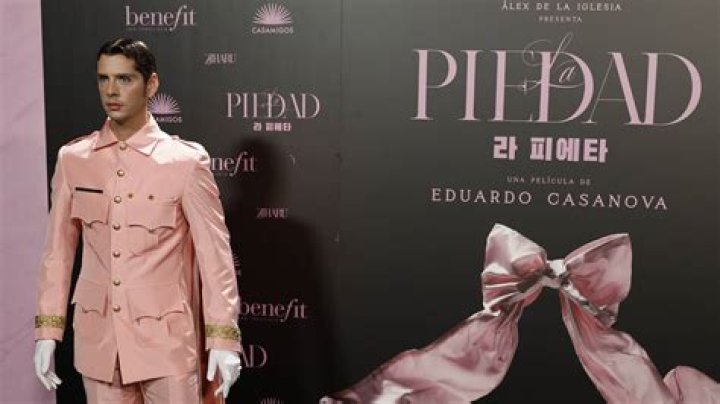 Who Is David Docando, Eduardo Casanova Pareja? Gay Relationship And DatiAng 2023